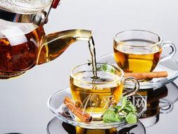 吃瓜教师喝凉茶视频,揭秘教师日常趣味生活