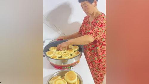 不熟的瓜蘸酱吃的搞笑视频,不熟瓜的搞笑蘸酱大作战