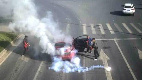 吃瓜人跳舞视频,欢乐瞬间，网友热议