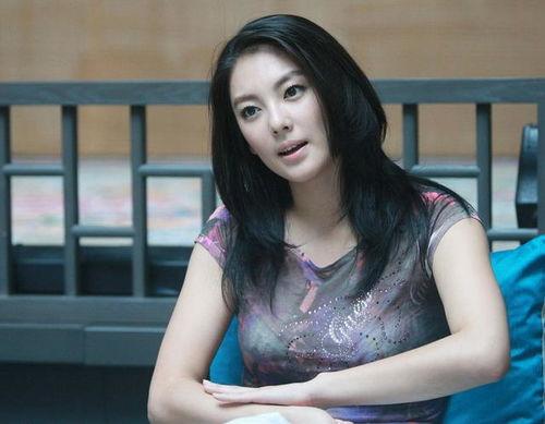 张雨绮吃瓜现场视频,真实还原娱乐圈幕后风云