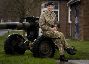 台陆军军官吃瓜视频